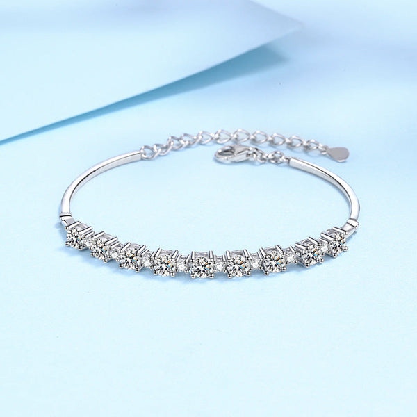 Moissanite Gorgeous Round Cut Bracelet in Sterling Silver